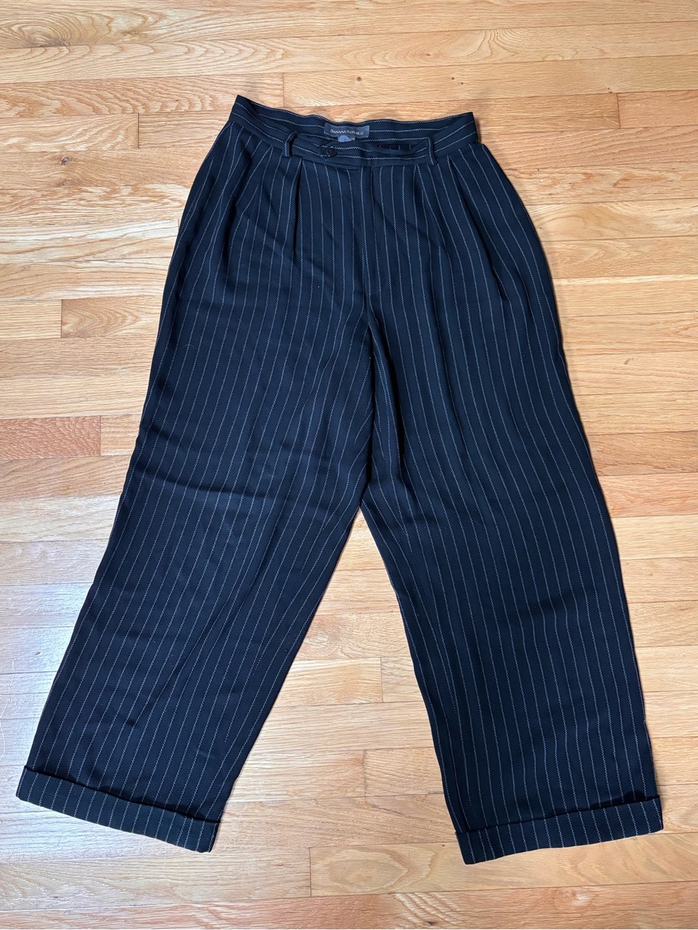 Banana Republic Black Pinstripe Pleated Trousers Size 10